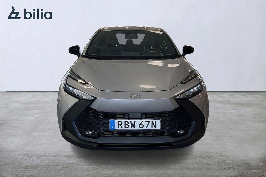 Vehicle Image 6