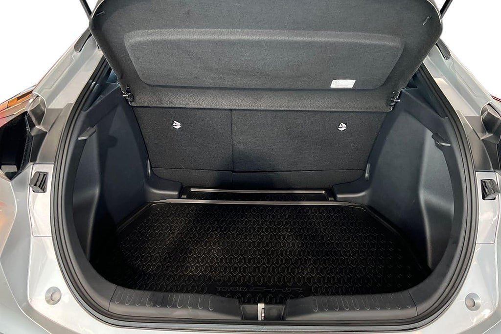 Vehicle Image 12
