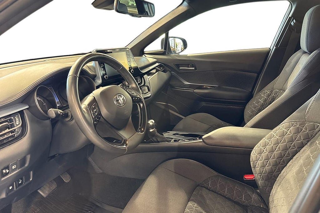 Vehicle Image 14