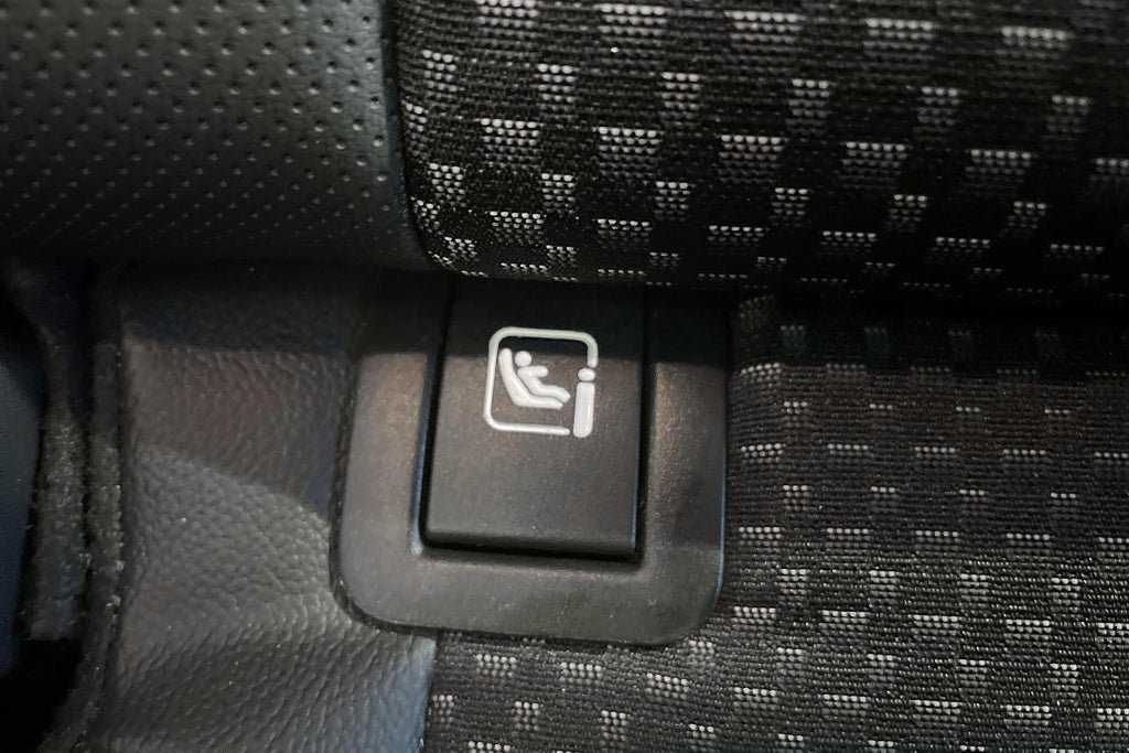 Vehicle Image 24