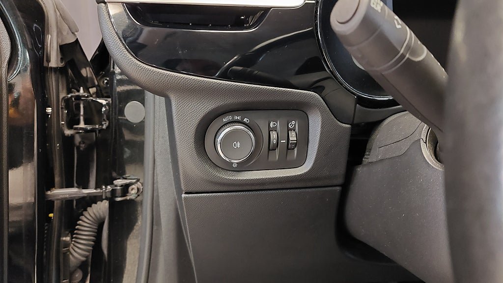 Vehicle Image 40