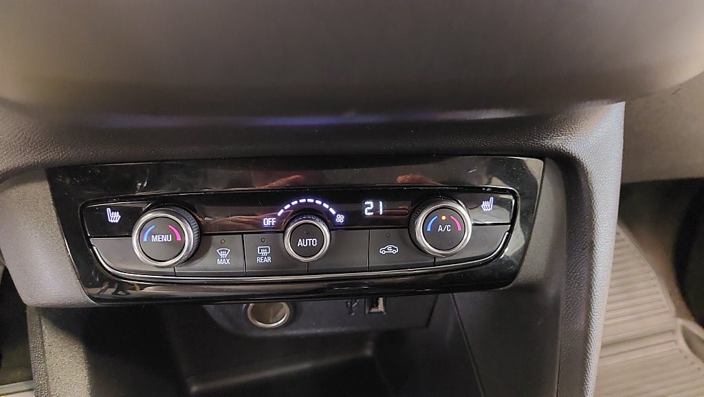Vehicle Image 45
