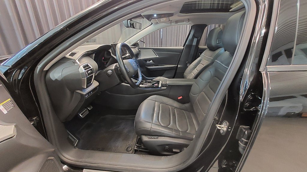 Vehicle Image 50