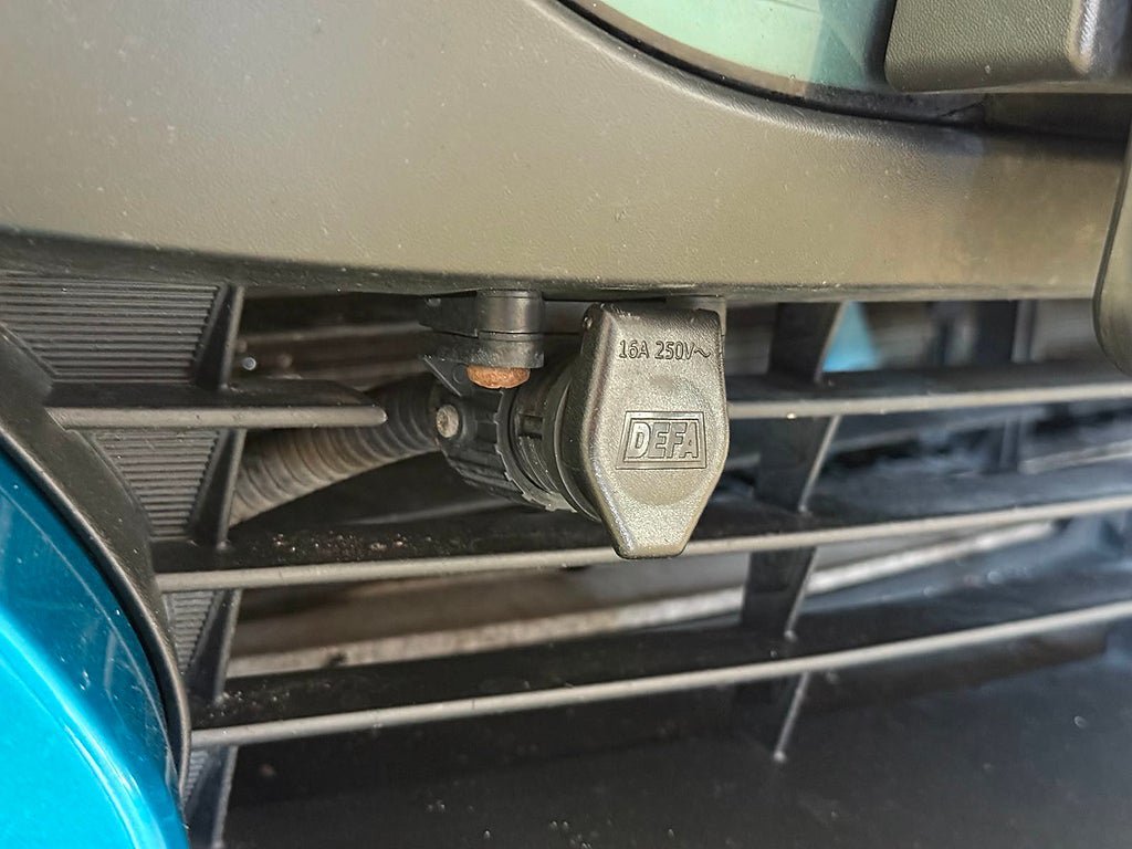 Vehicle Image 25