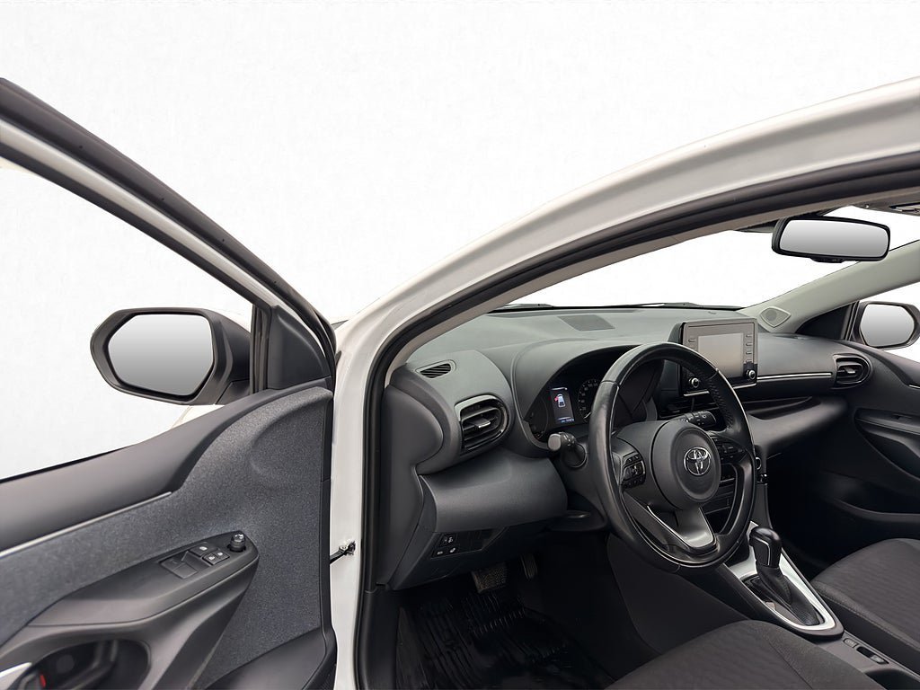 Vehicle Image 14
