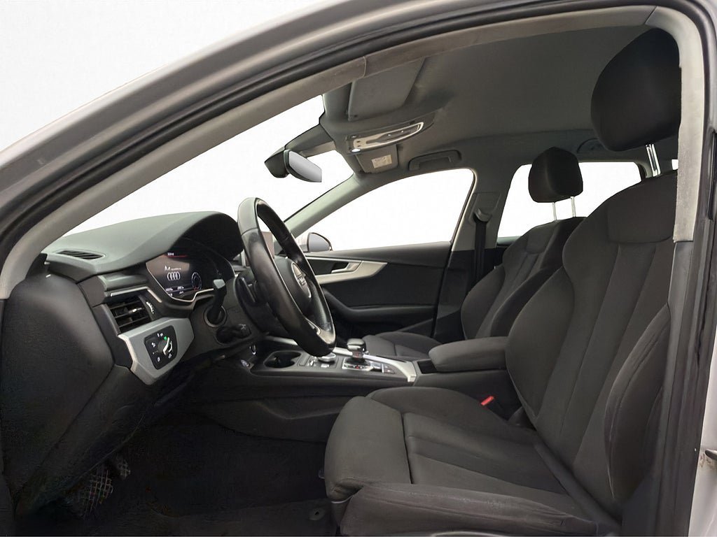 Vehicle Image 16