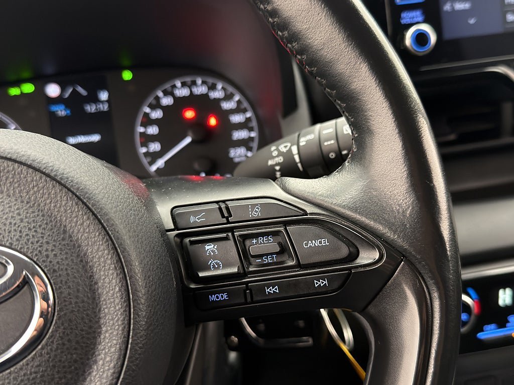 Vehicle Image 22