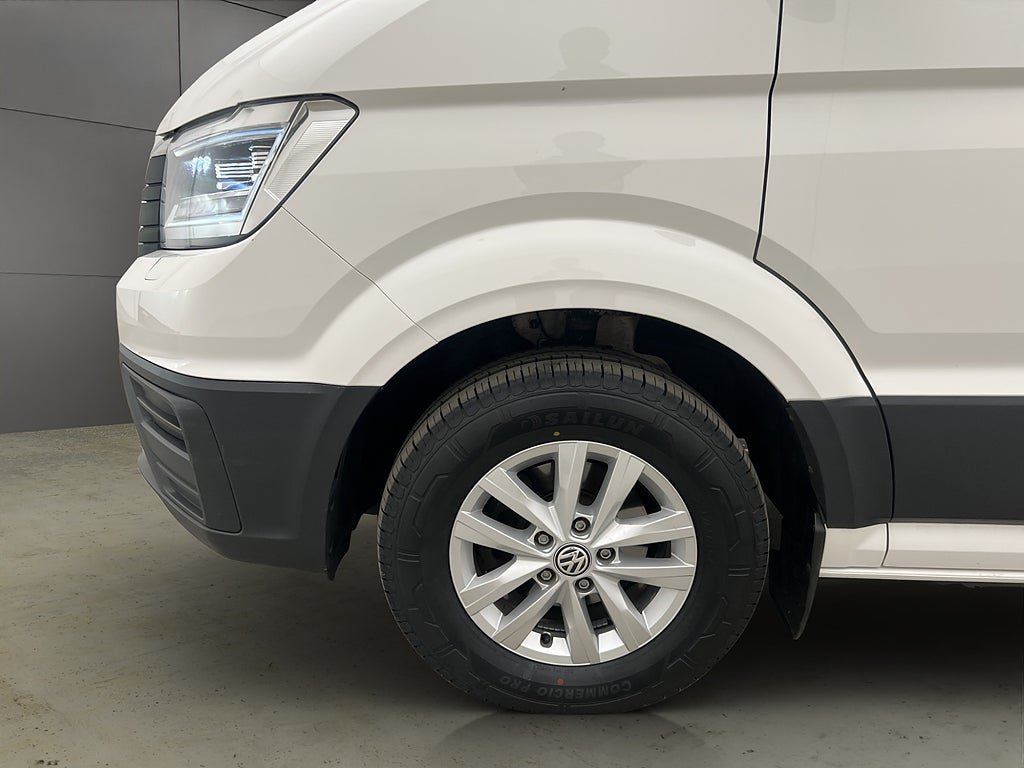 Vehicle Image 29