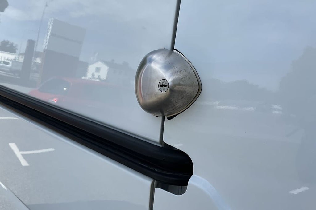 Vehicle Image 17