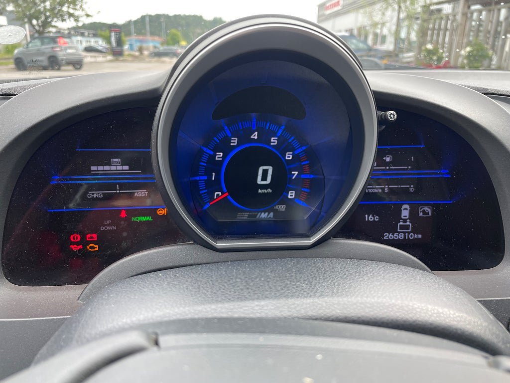 Vehicle Image 9