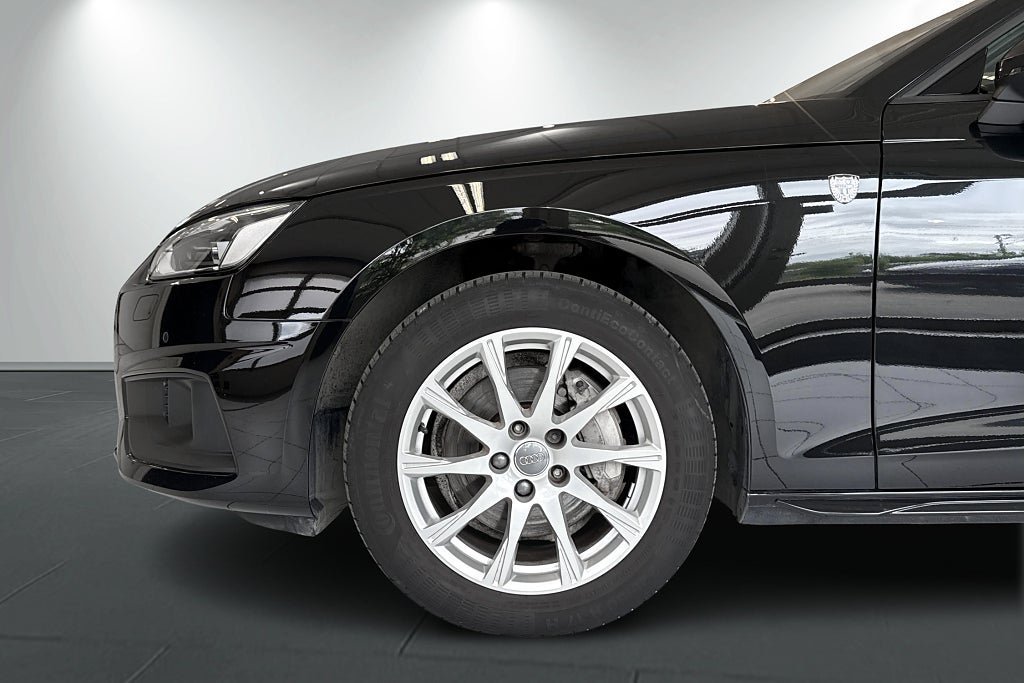 Vehicle Image 11