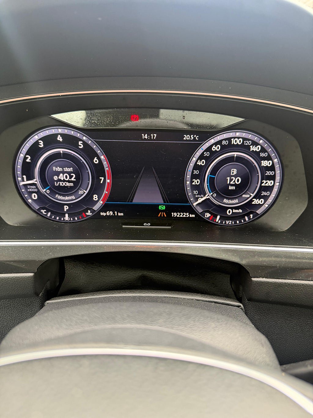 Vehicle Image 18