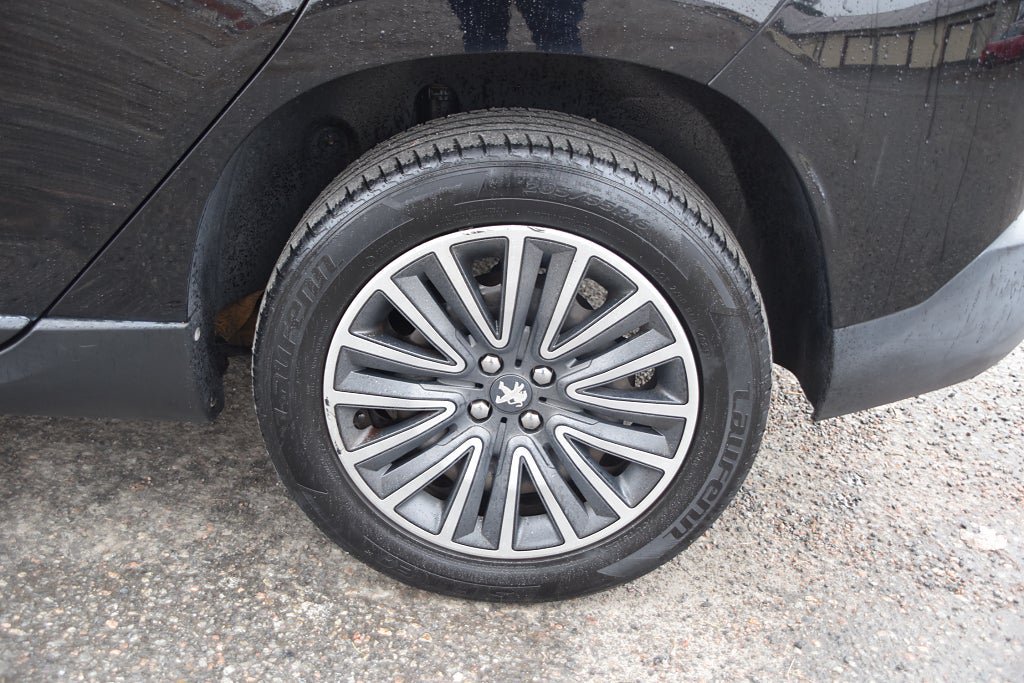 Vehicle Image 19