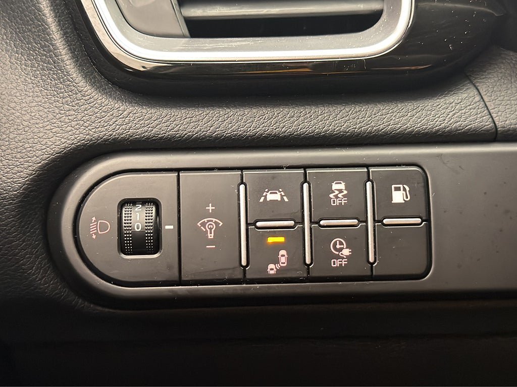 Vehicle Image 27