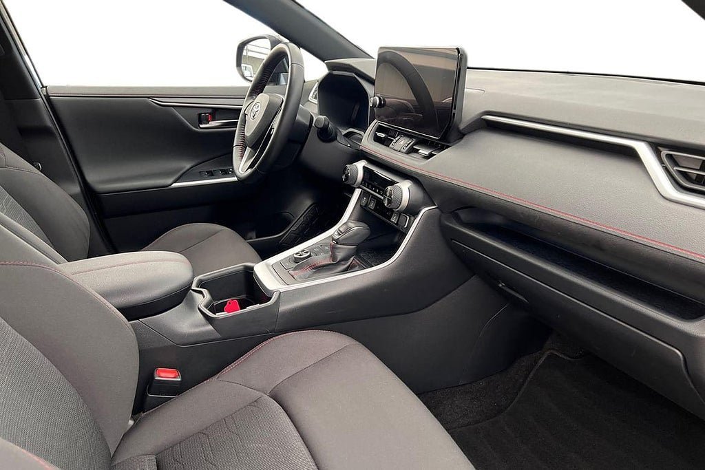 Vehicle Image 7