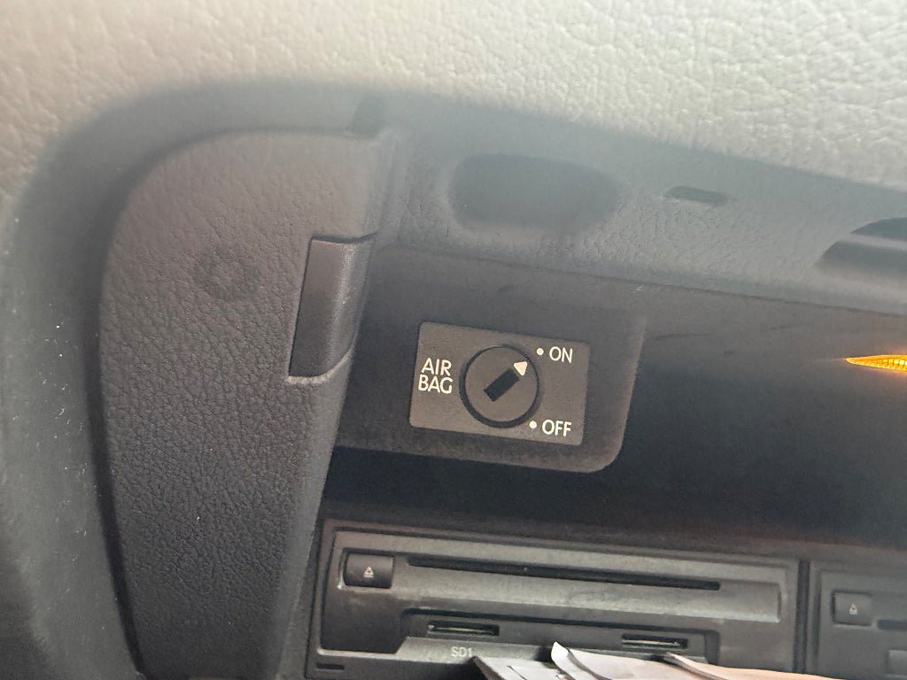 Vehicle Image 21
