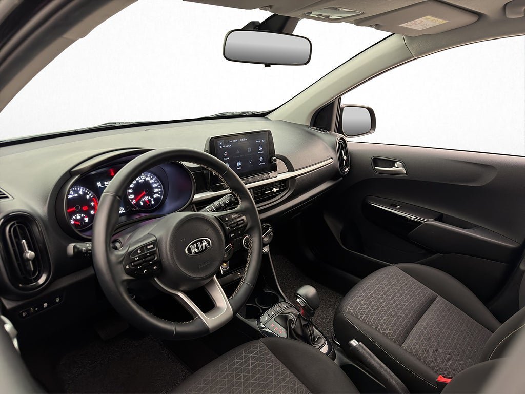 Vehicle Image 12