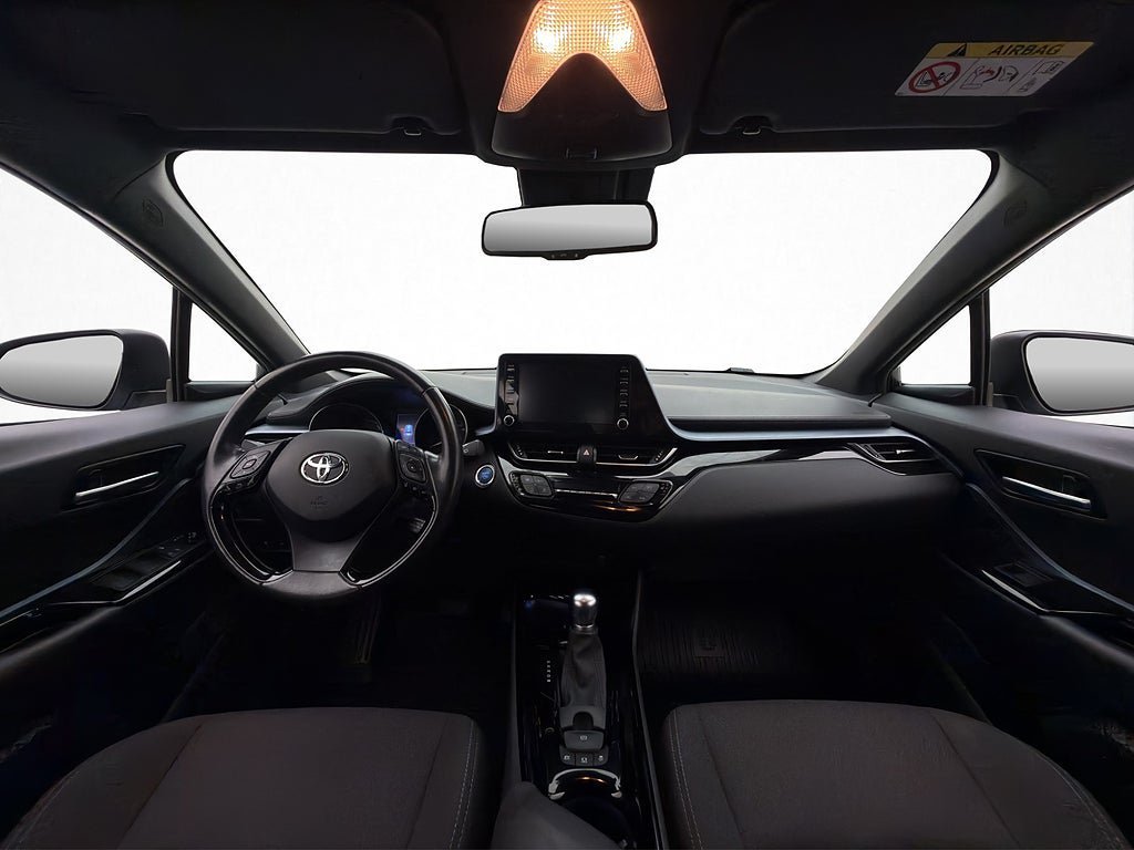 Vehicle Image 12