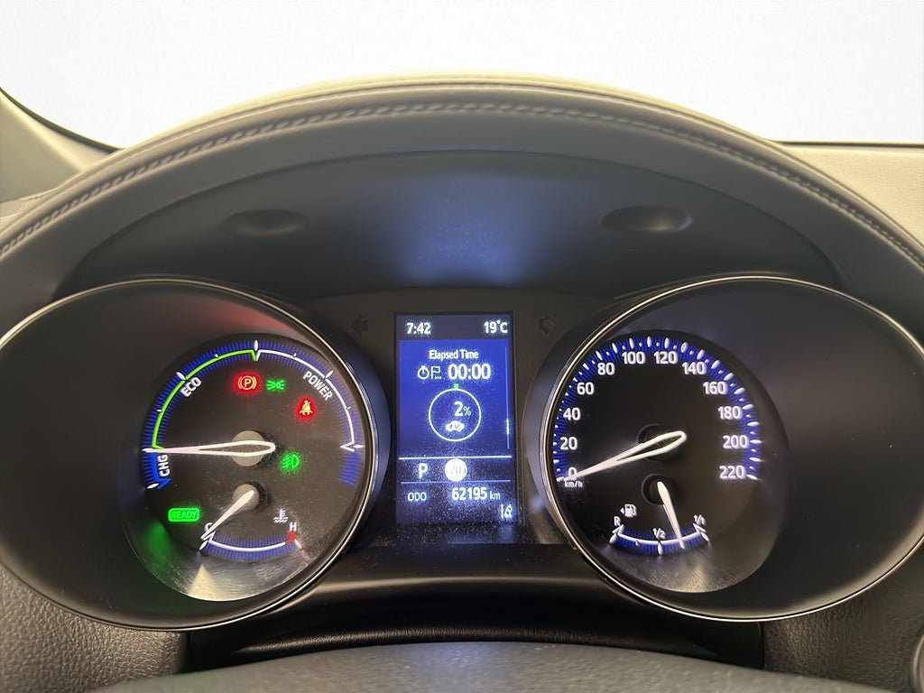 Vehicle Image 17