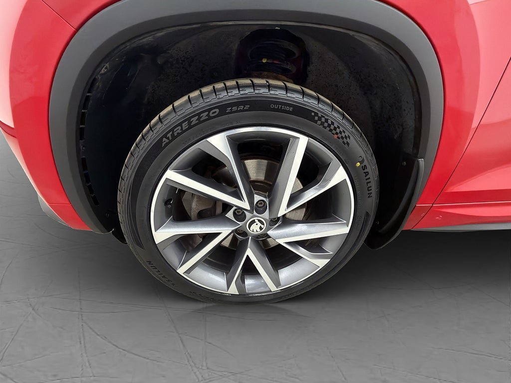 Vehicle Image 35