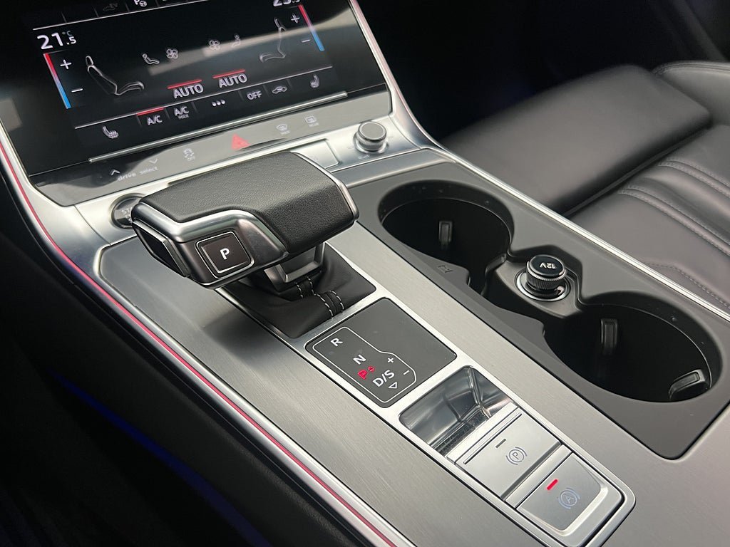 Vehicle Image 32
