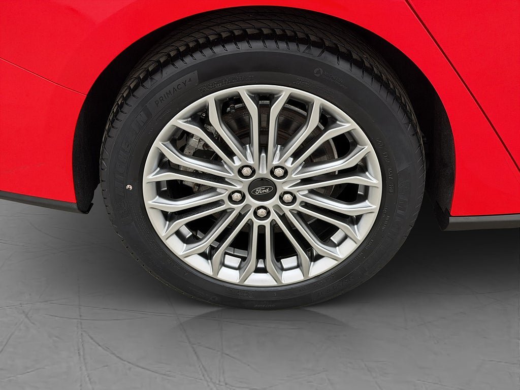 Vehicle Image 23