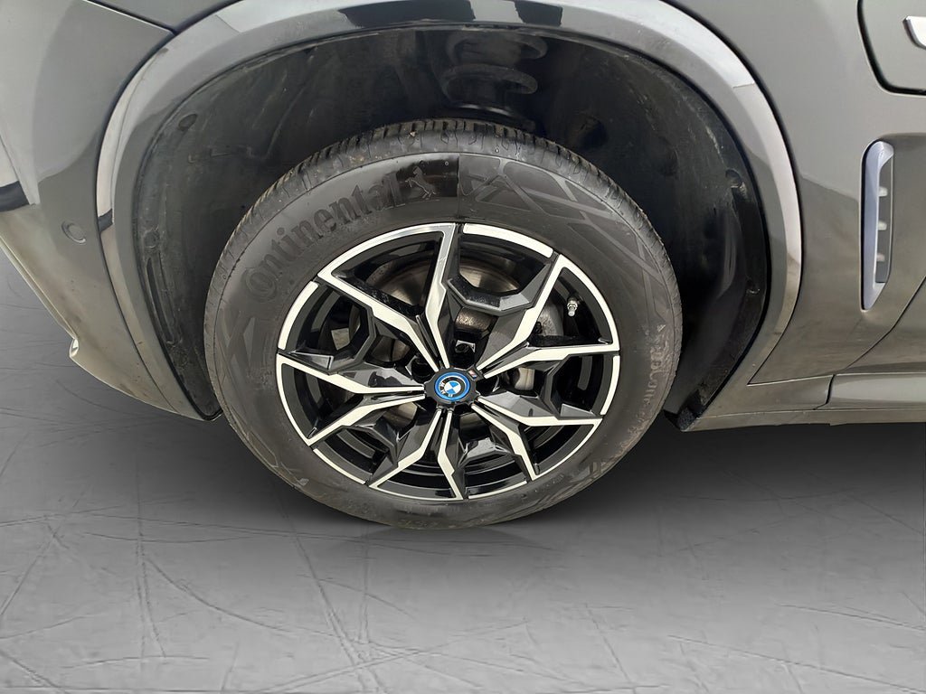 Vehicle Image 33