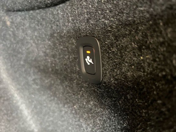 Vehicle Image 28