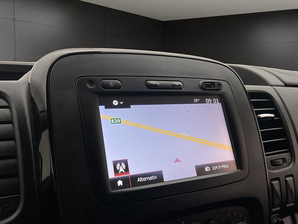 Vehicle Image 23