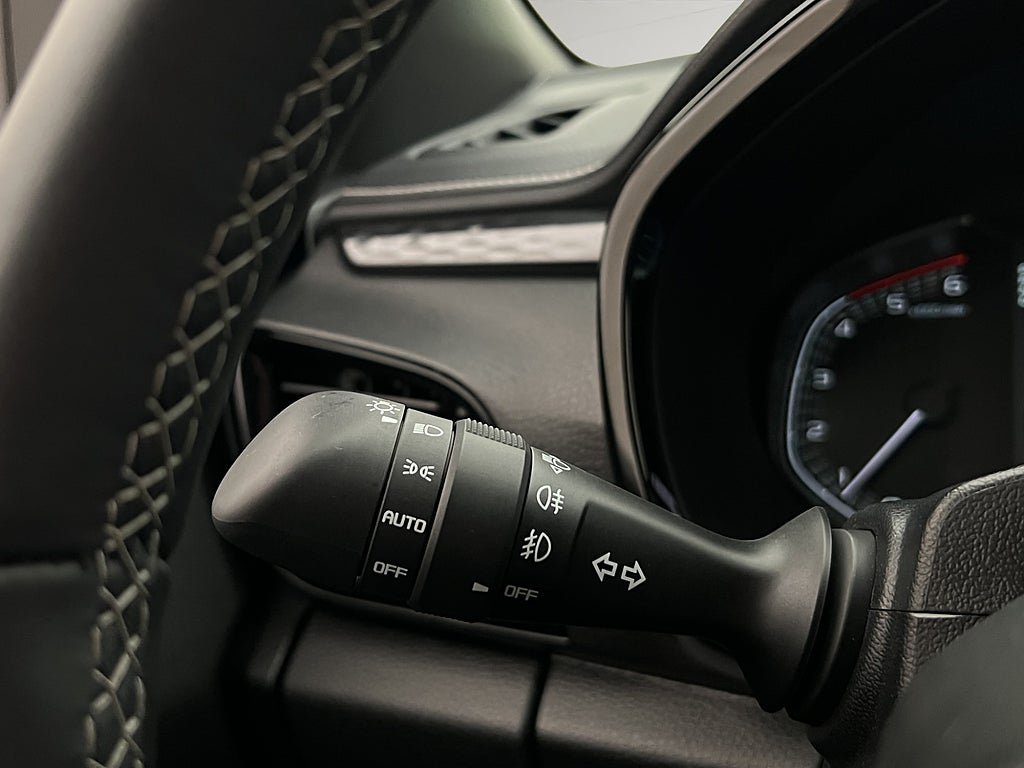 Vehicle Image 19