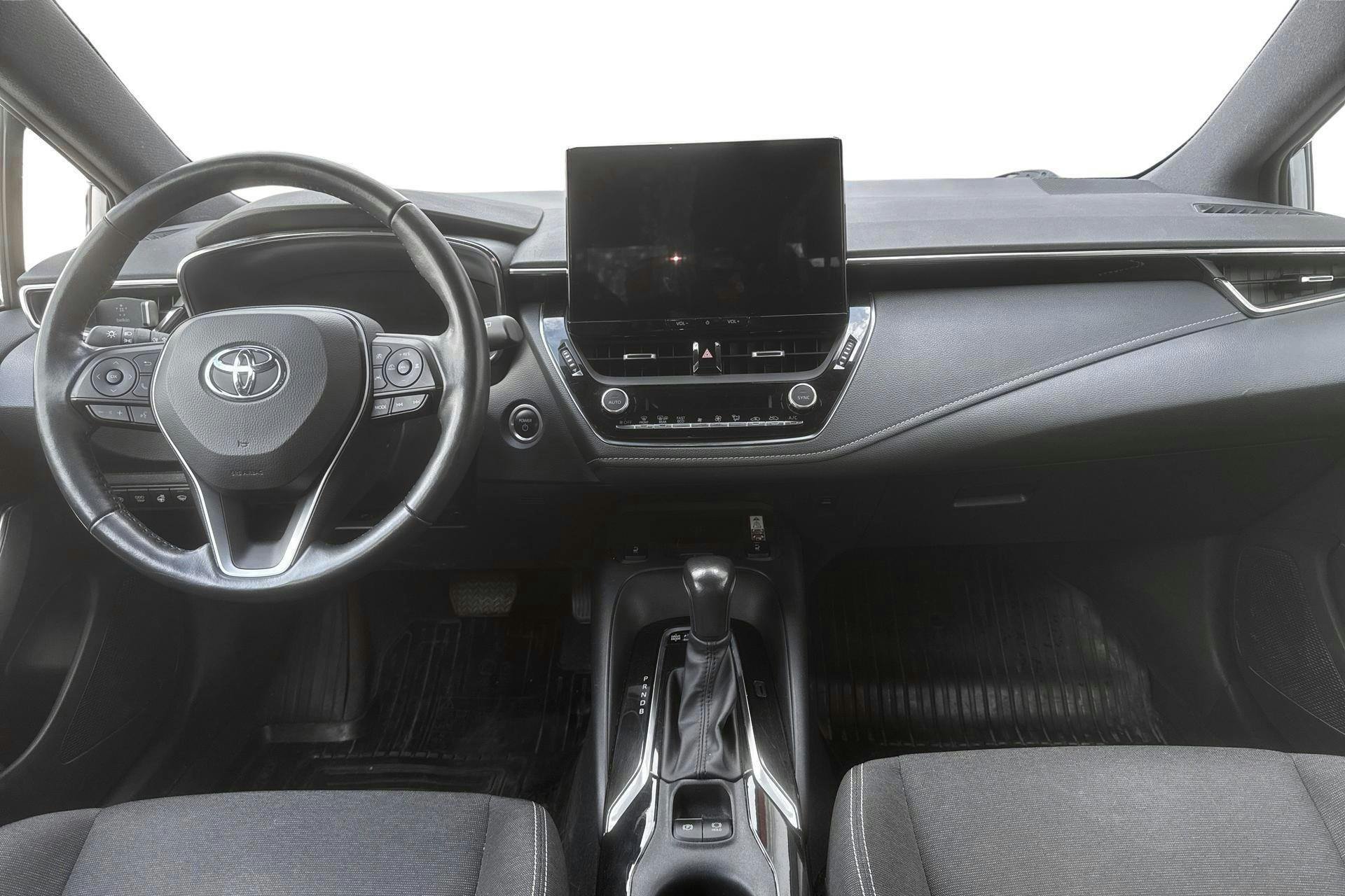 Vehicle Image 6