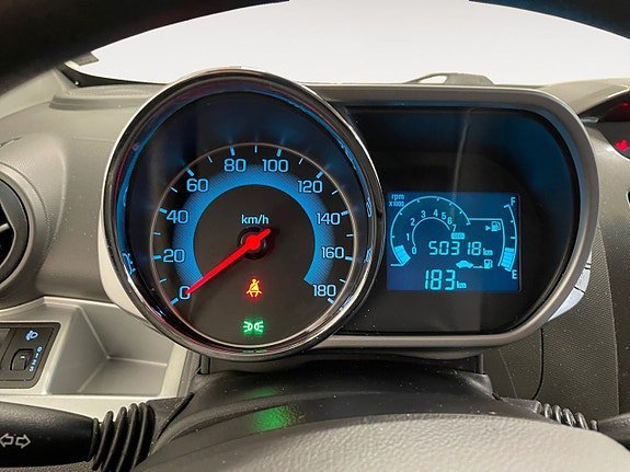 Vehicle Image 12