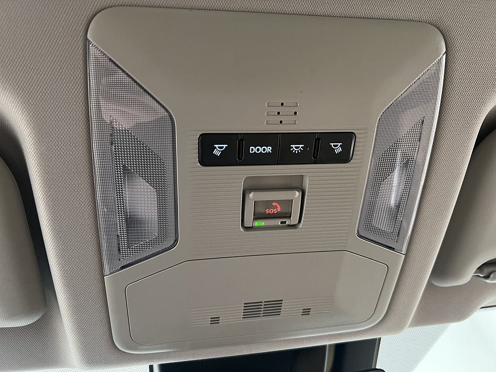 Vehicle Image 36