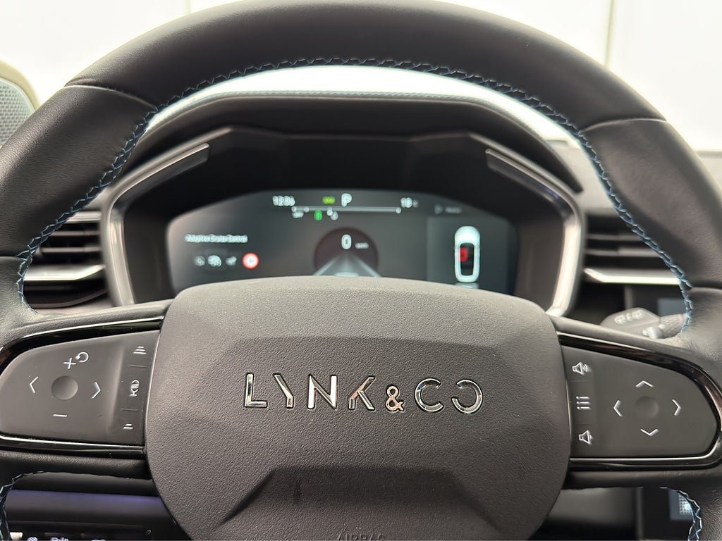Vehicle Image 17