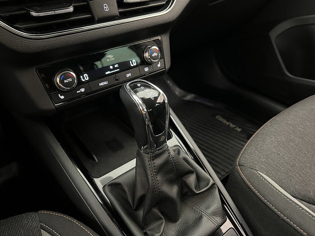 Vehicle Image 24