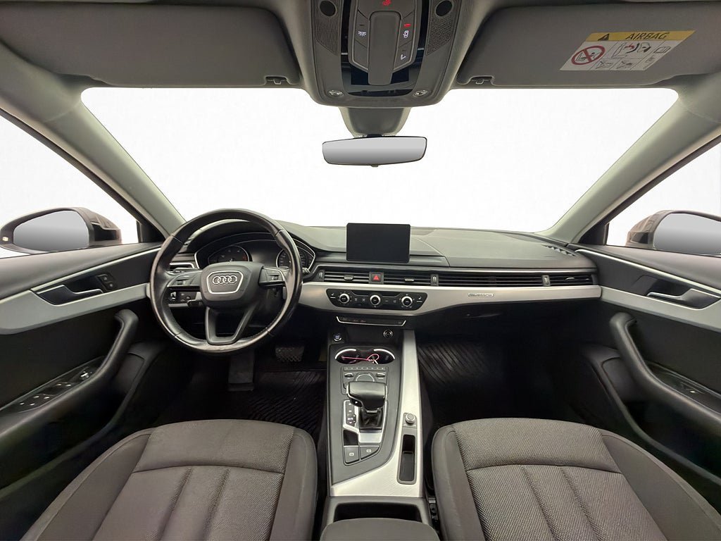 Vehicle Image 21