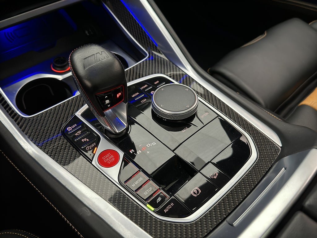 Vehicle Image 32