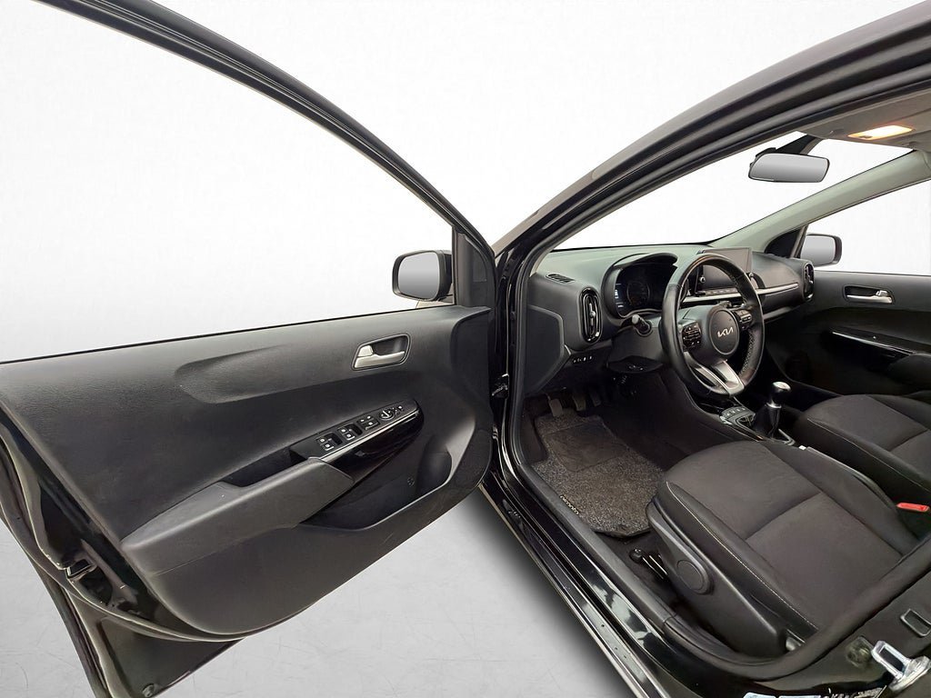 Vehicle Image 10