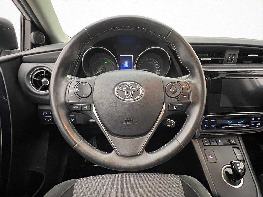 Vehicle Image 13