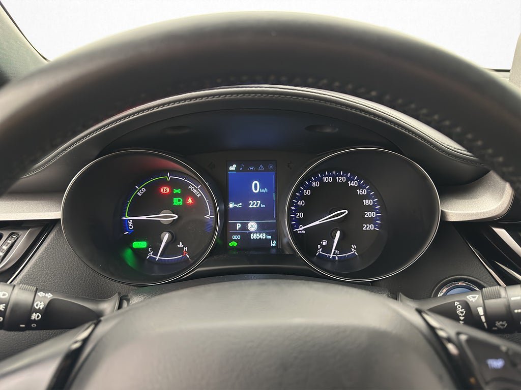 Vehicle Image 11