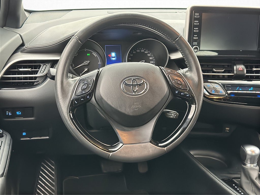 Vehicle Image 12