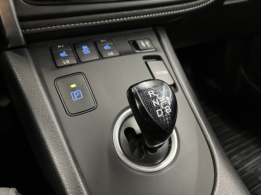 Vehicle Image 24