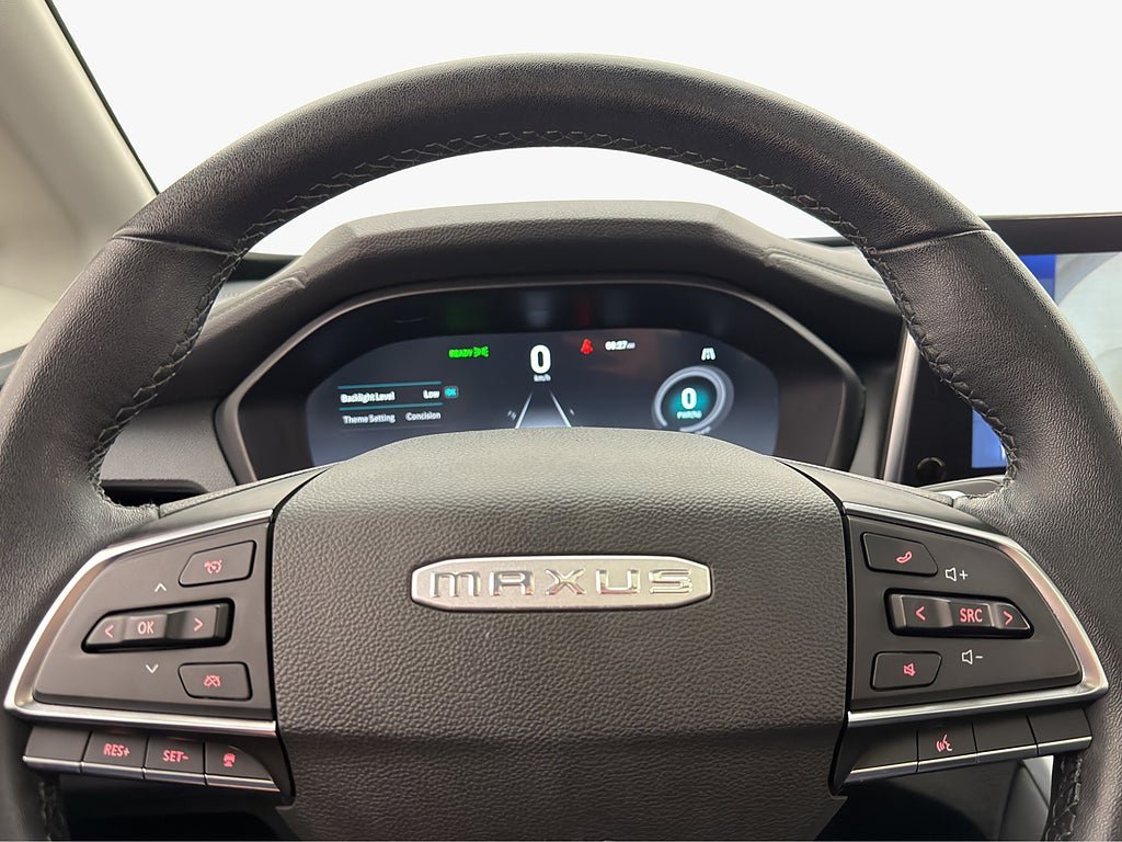 Vehicle Image 18