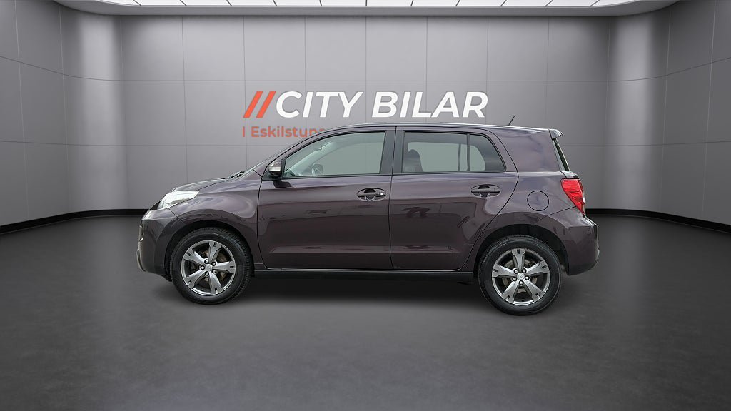 Vehicle Image 8