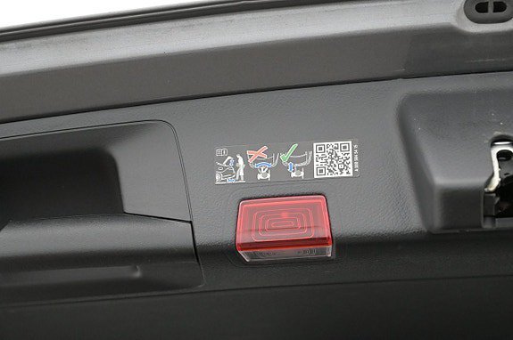 Vehicle Image 24