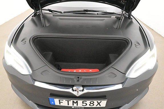 Vehicle Image 26