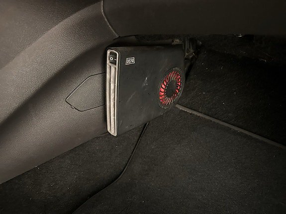 Vehicle Image 17