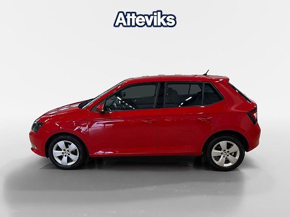 Vehicle Image 6