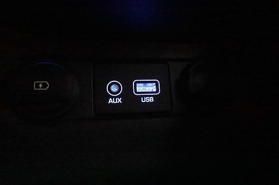 Vehicle Image 28