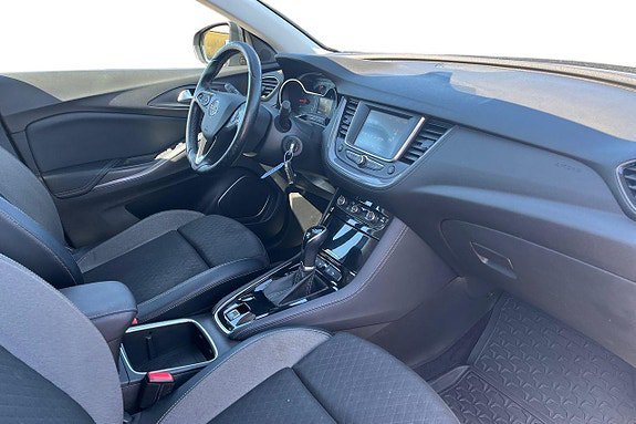 Vehicle Image 23